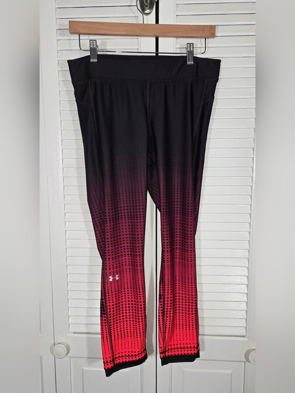 Under Armour Heatgear Pink Ombre Dot Pattern Ankle Cropped Lightweight Legging M